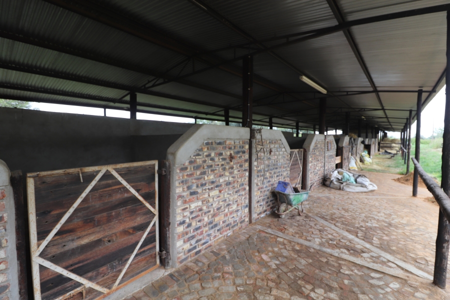 6 Bedroom Property for Sale in Ventersburg Free State